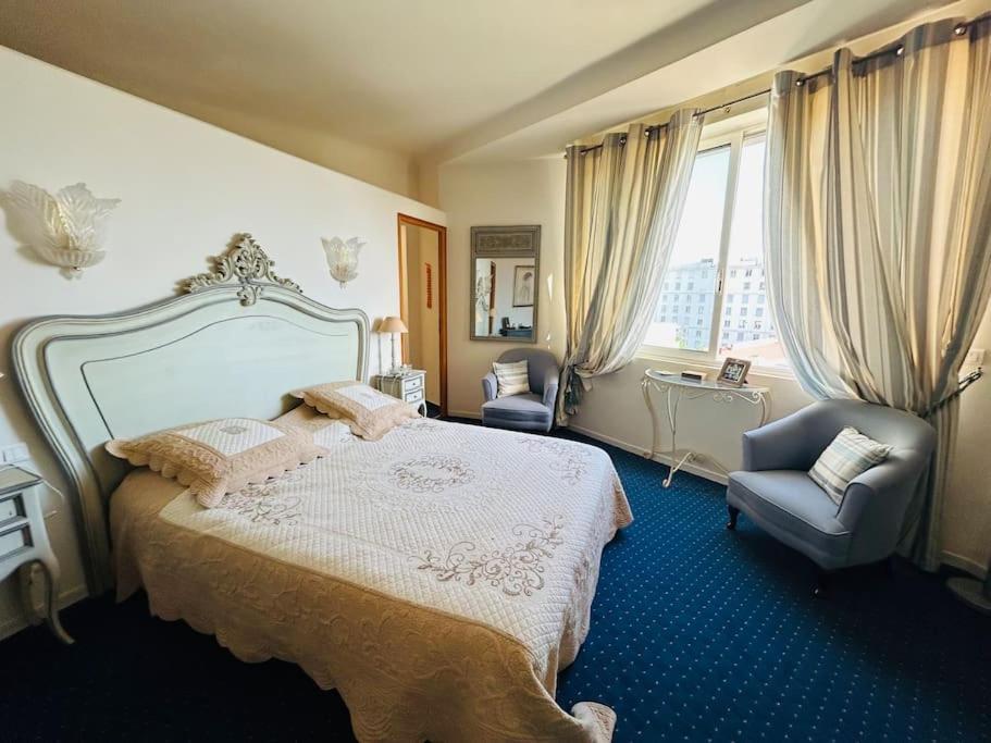 A 300 M Des Plages Appartement