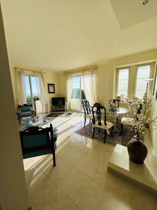 A 300 M Des Plages Appartement *